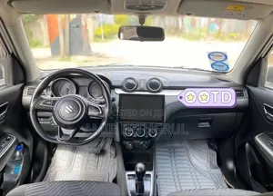 Suzuki Swift 2022 White