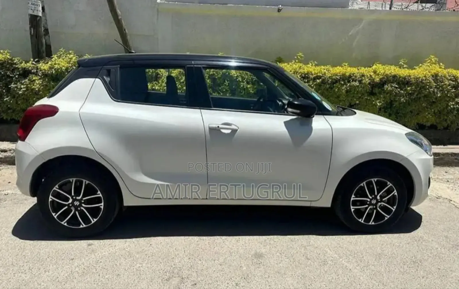 Suzuki Swift 2022 White