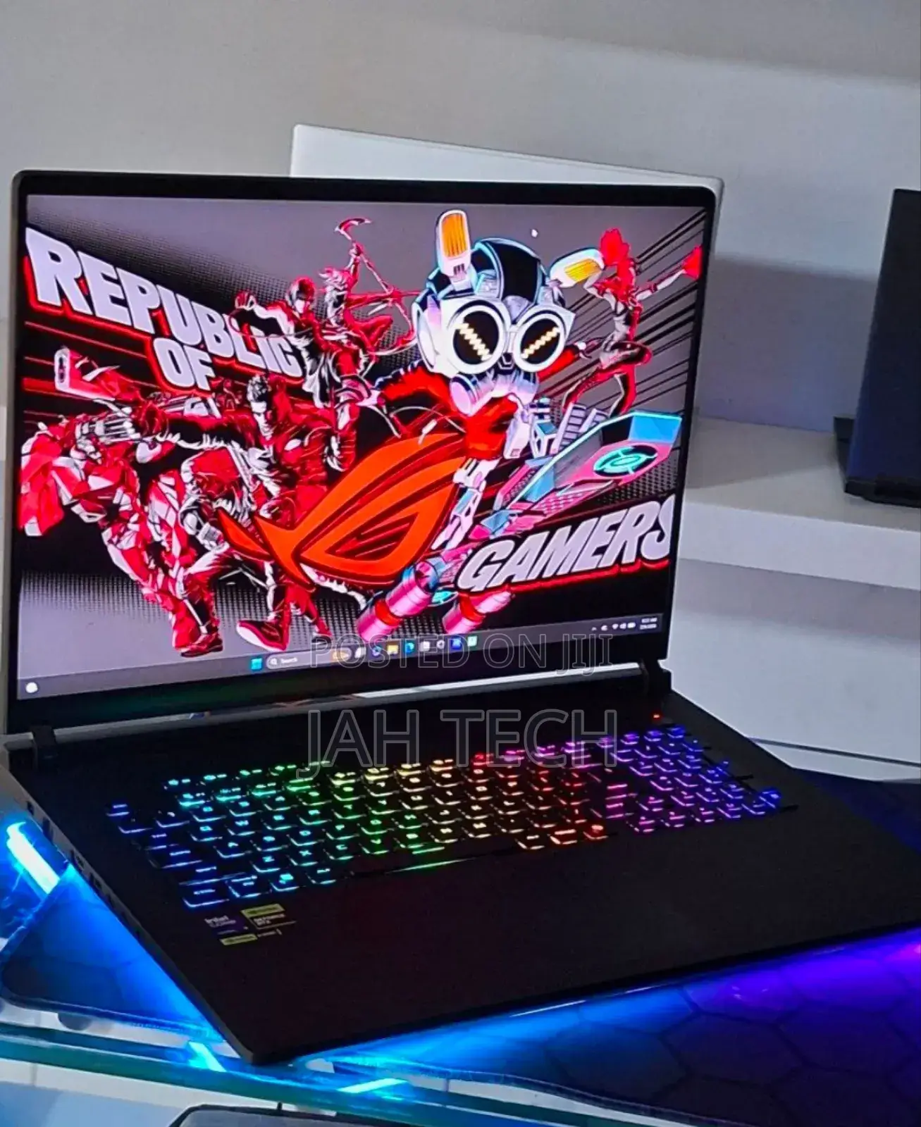 New Laptop Asus ROG Strix G16 G614 32GB Intel Core Ultra 9 SSD 2T