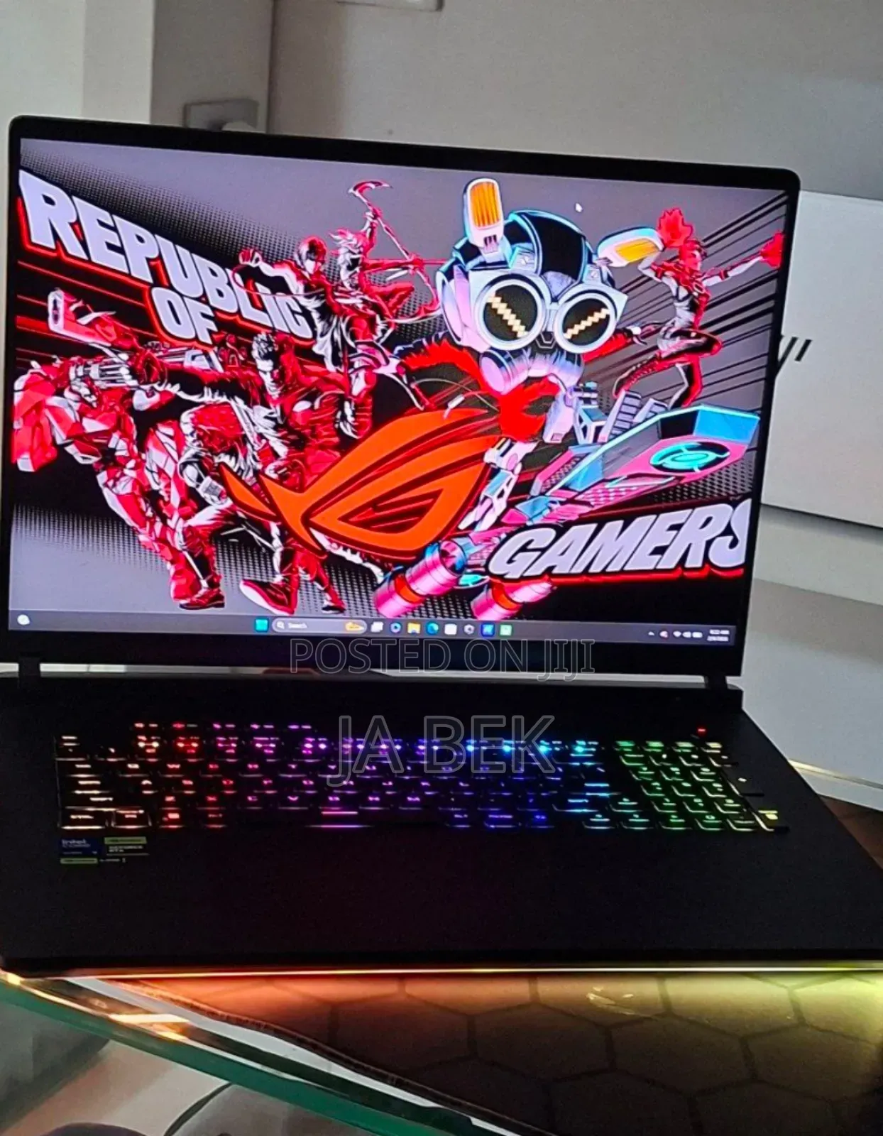 New Laptop Asus ROG Strix G16 G614 32GB Intel Core Ultra 9 SSD 2T