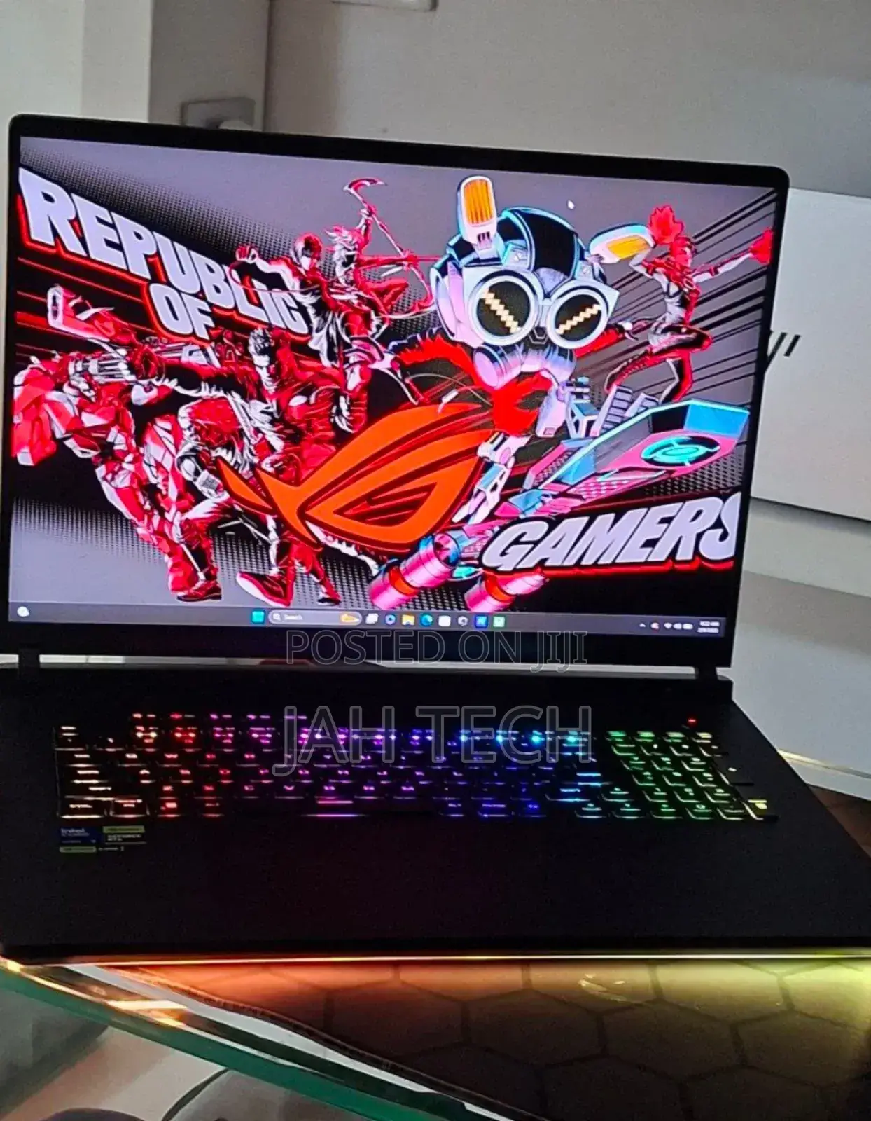 New Laptop Asus ROG Strix G16 G614 32GB Intel Core Ultra 9 SSD 2T
