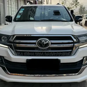 Toyota Land Cruiser 2020 White