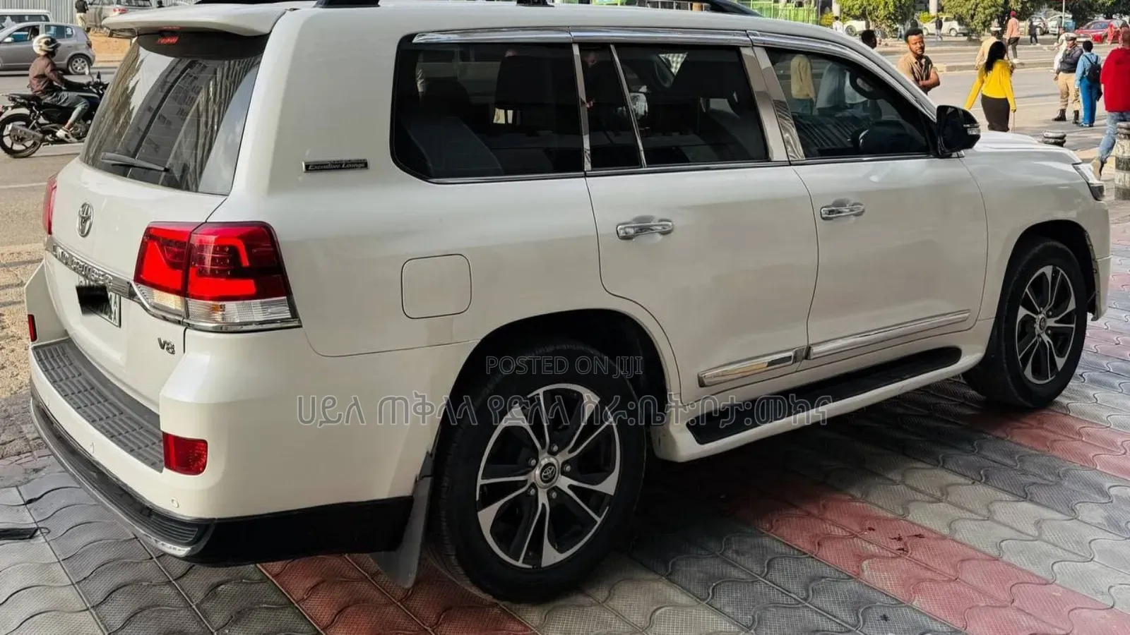 Toyota Land Cruiser 2020 White