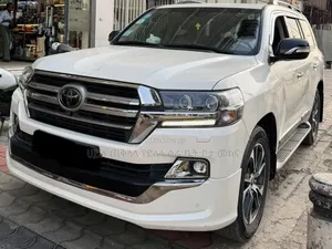 Toyota Land Cruiser 2020 White