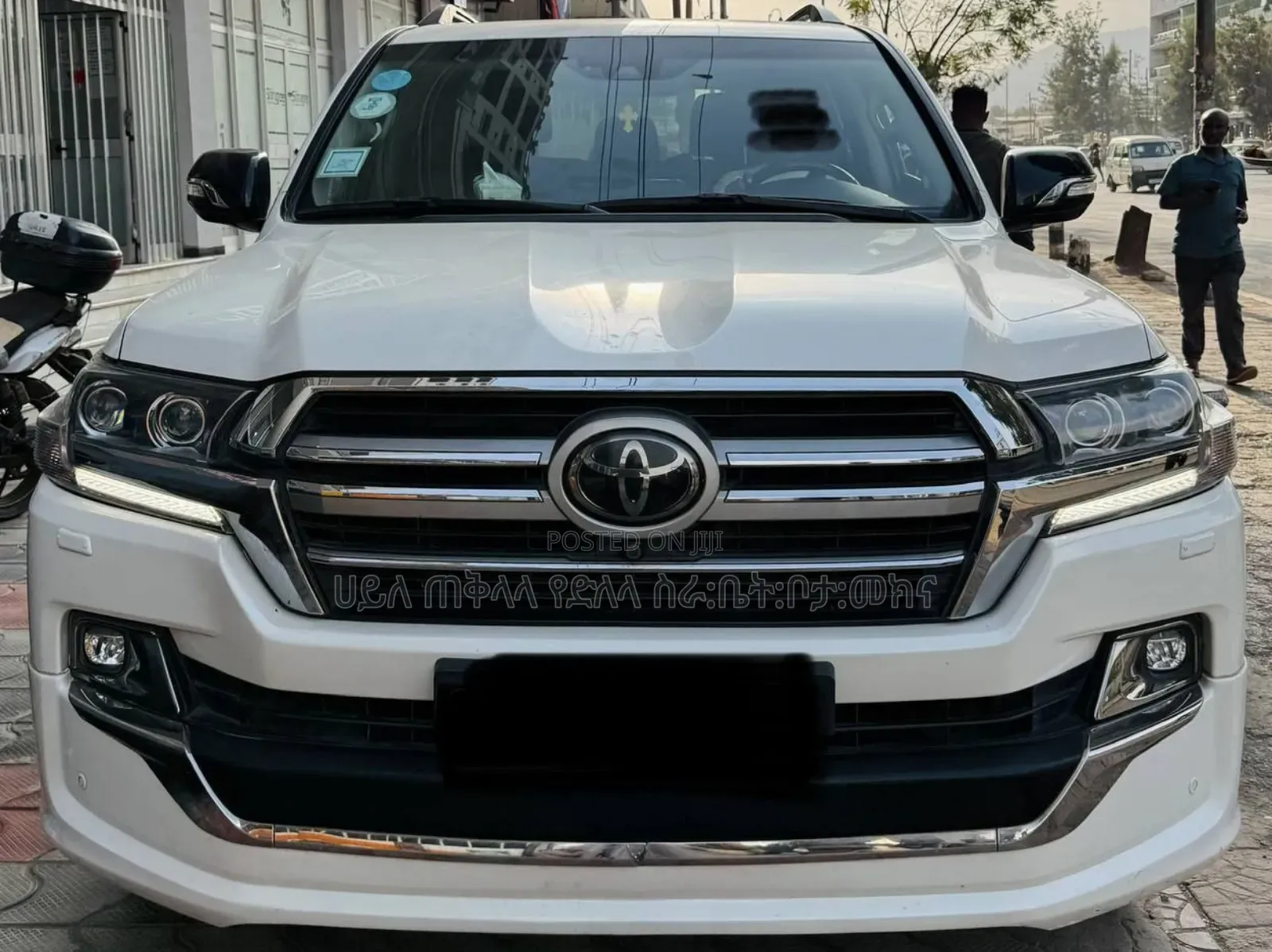 Toyota Land Cruiser 2020 White