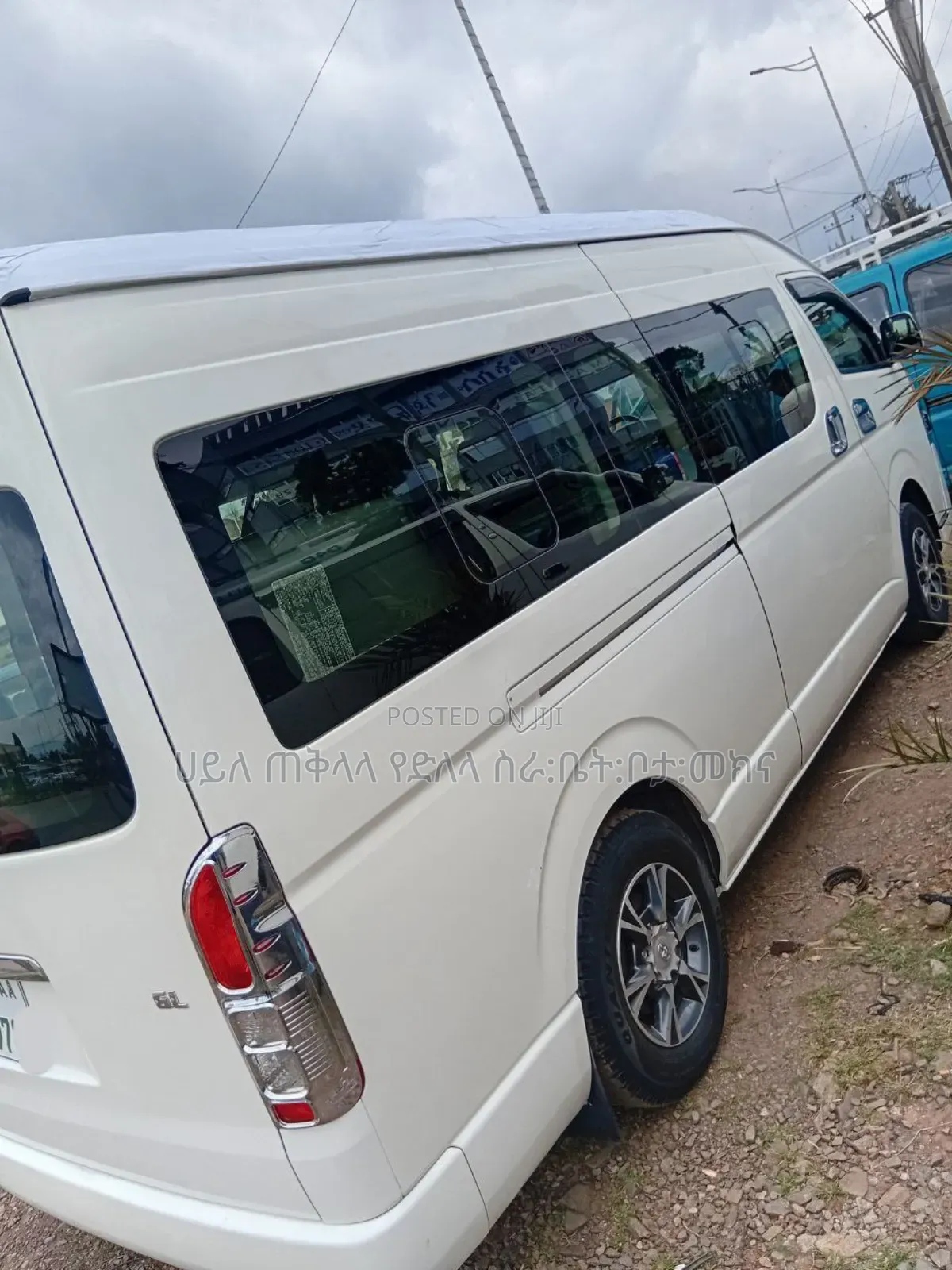 Toyota HiAce 2022 White