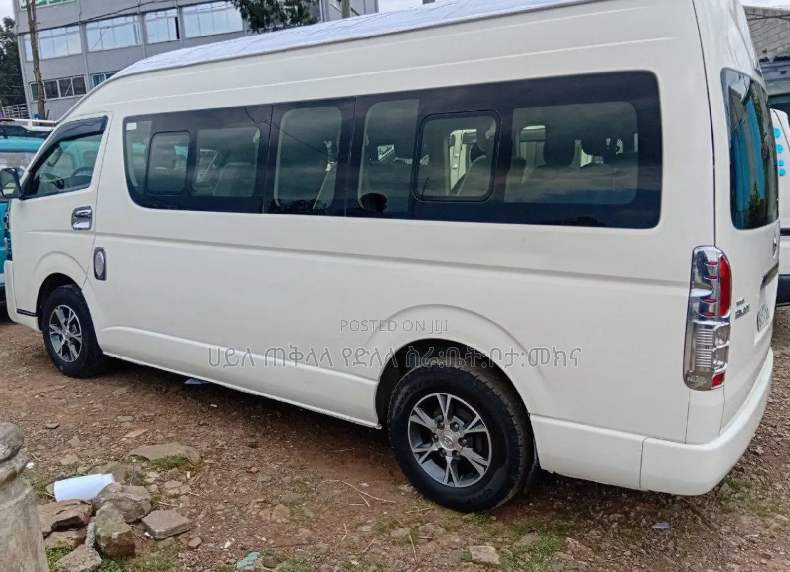 Toyota HiAce 2022 White