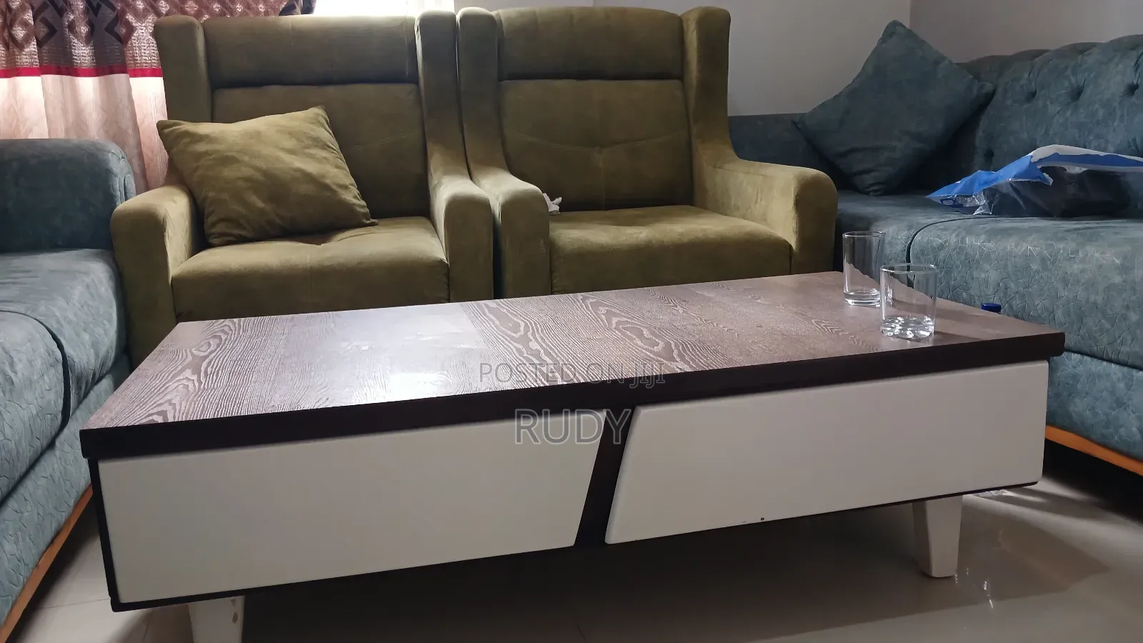 Sofa With Center Table
