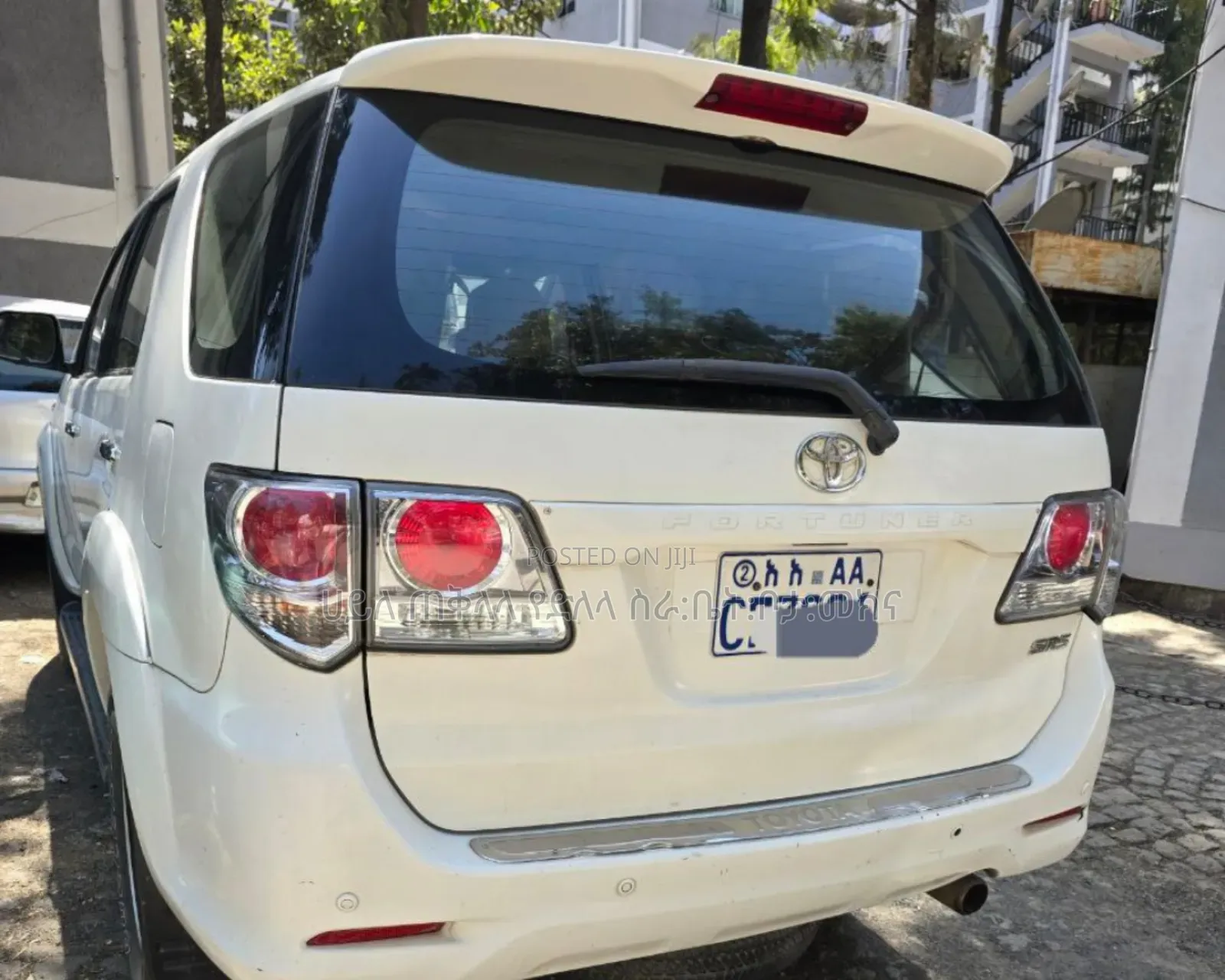 Toyota Fortuner 2013 White