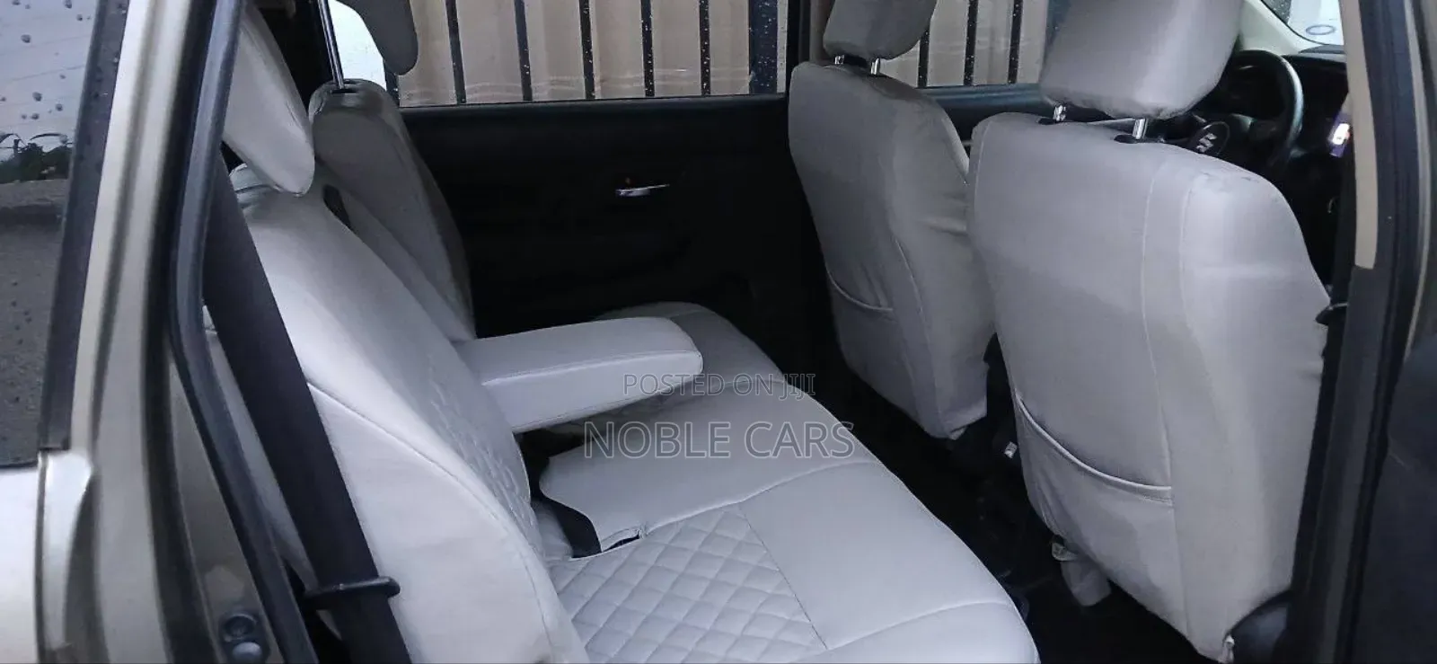 Suzuki Ertiga 2022 Brown