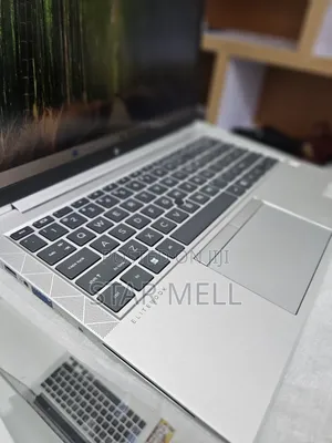 New Laptop HP EliteBook 840 G8 16GB Intel Core I5 SSD 512GB