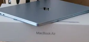New Laptop Apple MacBook Air 16GB Apple M4 SSD 256GB