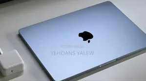 New Laptop Apple MacBook Air 16GB Apple M4 SSD 256GB