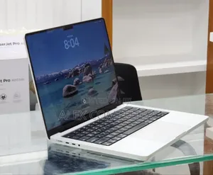 New Laptop Apple MacBook Pro M1 16GB Apple M1 Pro SSD 512GB