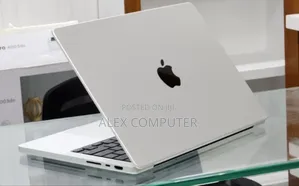 New Laptop Apple MacBook Pro M1 16GB Apple M1 Pro SSD 512GB