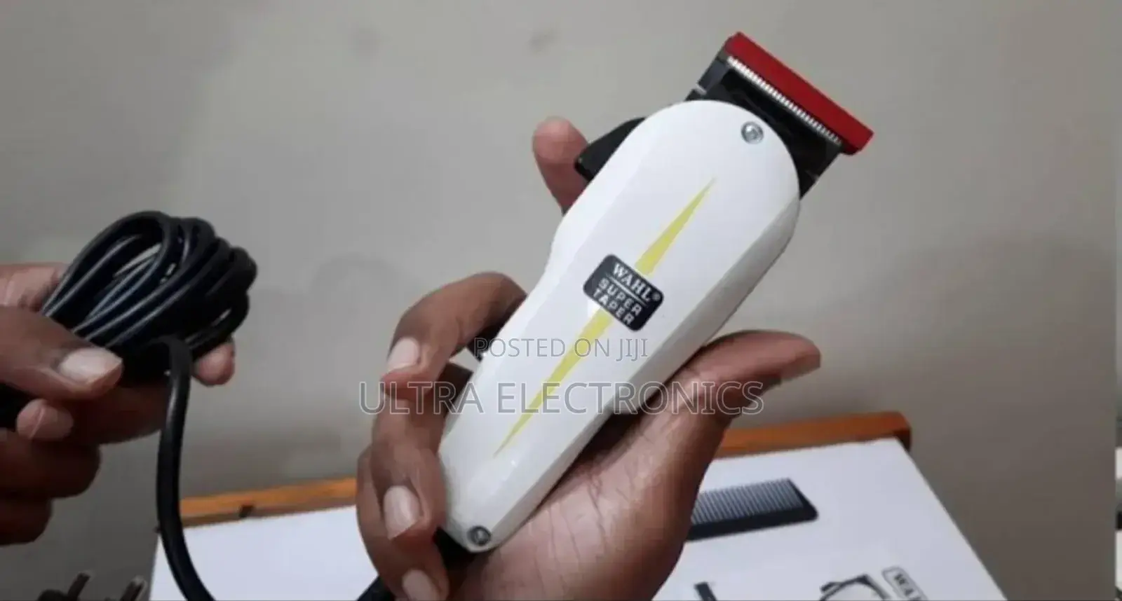 የፀጉር ማሽን Wahl Super Taper Professional Corded Hair Clipper Kit.