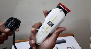 የፀጉር ማሽን Wahl Super Taper Professional Corded Hair Clipper Kit.