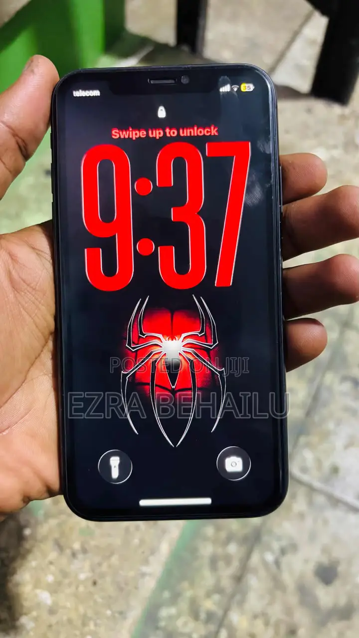 Apple iPhone 11 64 GB Black