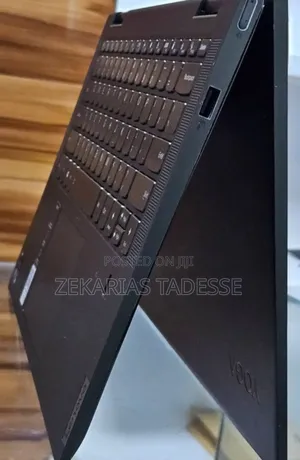 New Laptop Lenovo Yoga 7i 12GB Intel Core I5 SSD 512GB