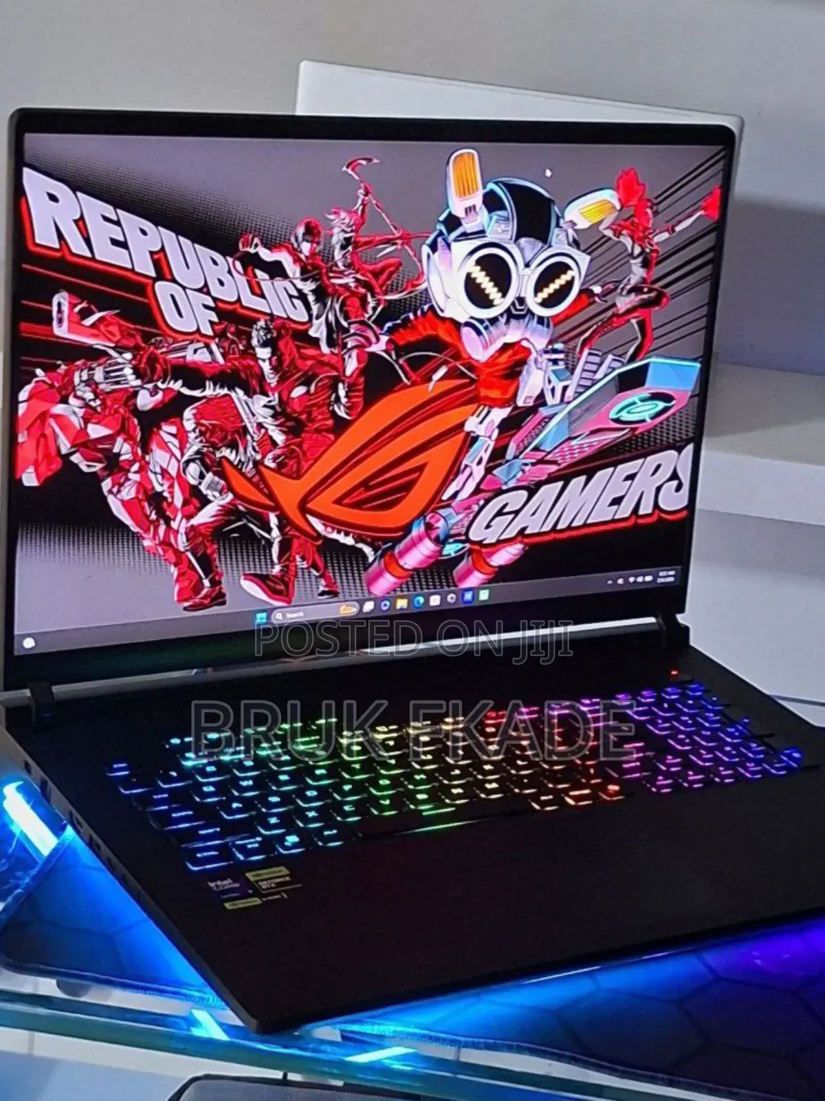 New Laptop Asus ROG Strix G16 G614 32GB Intel Core Ultra 9 SSD 2T