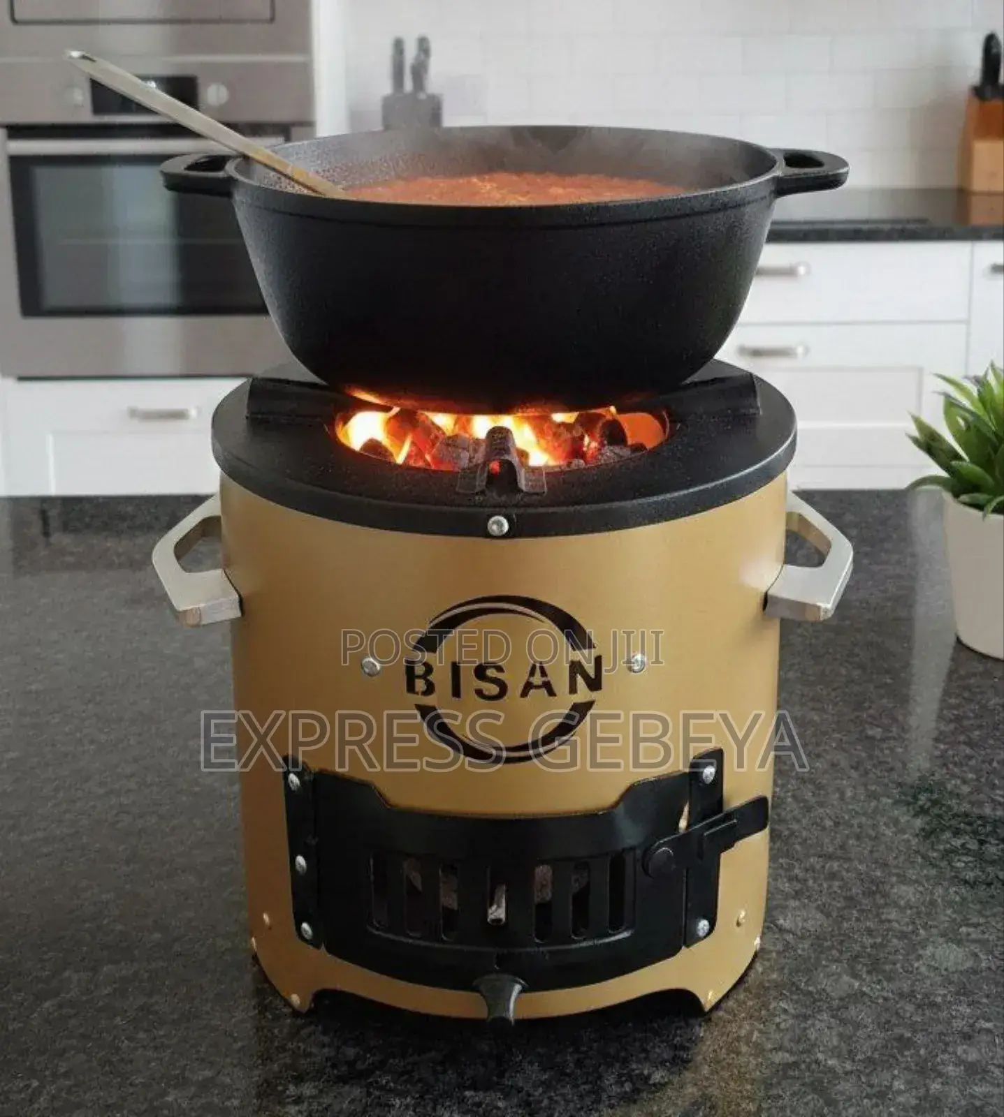 Charcol Saver Stove ተሻሽሎ የቀረበ ተለቅ ያለ ዘመናዊ የከሰል ምድጃ