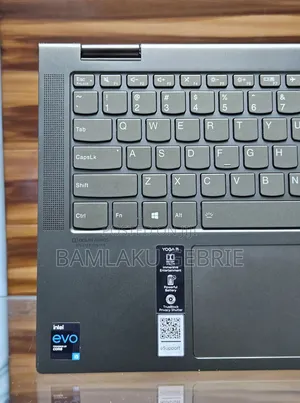 New Laptop Lenovo Yoga 7i 16GB Intel Core I5 SSD 512GB