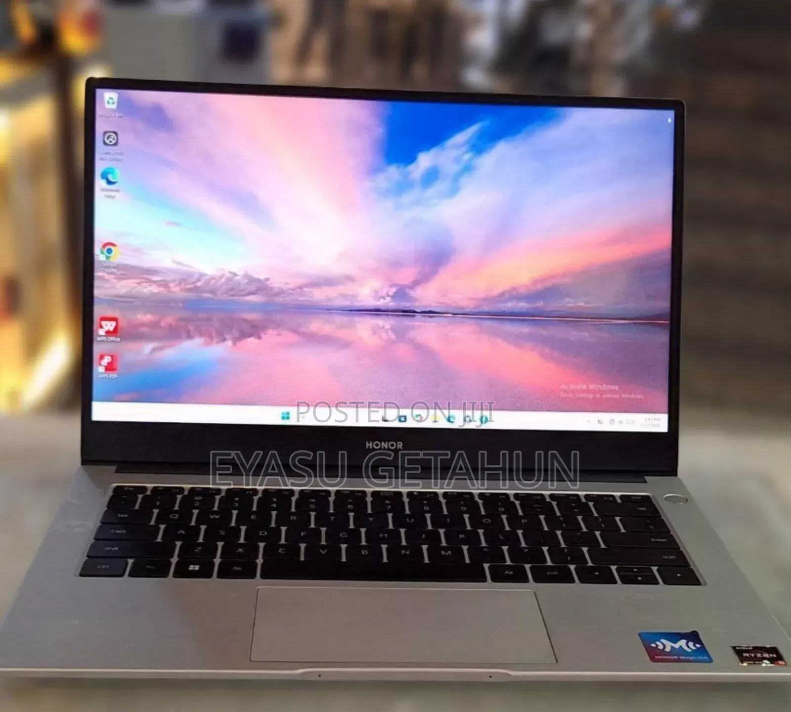 New Laptop Howard 8GB AMD Ryzen 5 SSD 512GB