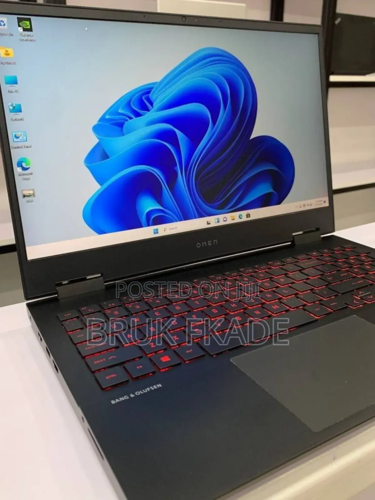 New Laptop HP Omen 15 16GB Intel Core i7 SSD 512GB