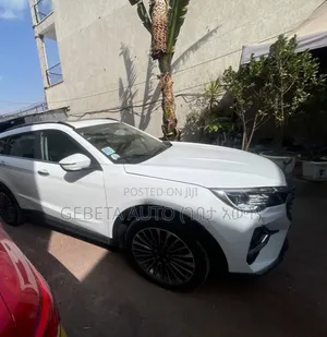 Jetour X70 Plus 2024 White