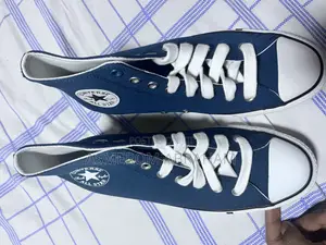 All Star Unisex Sneakers – New – Blue/Beige/White