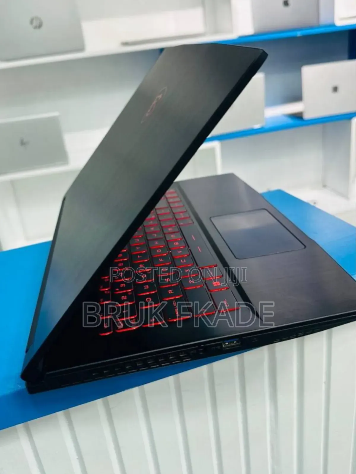 New Laptop MSI GF63 16GB Intel Core I5 SSD 1T