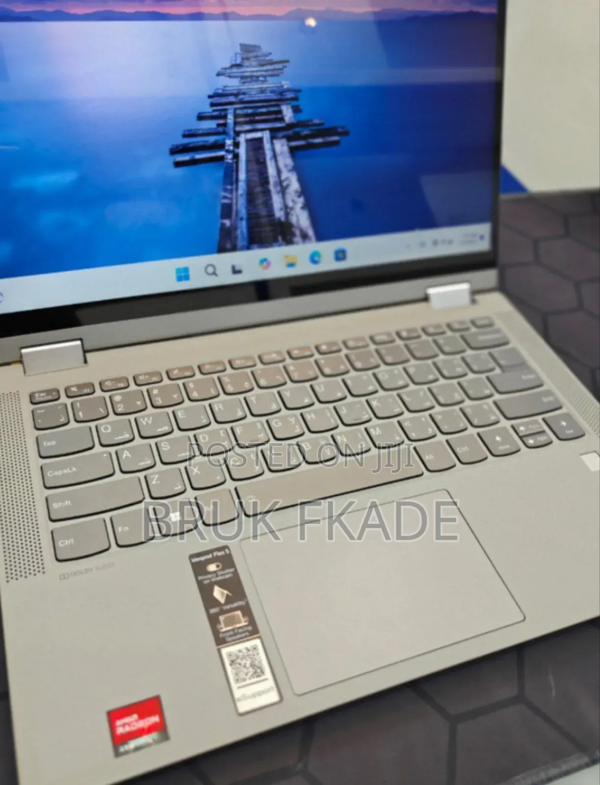 New Laptop Lenovo IdeaPad Flex 15 8GB AMD Ryzen 5 SSD 512GB