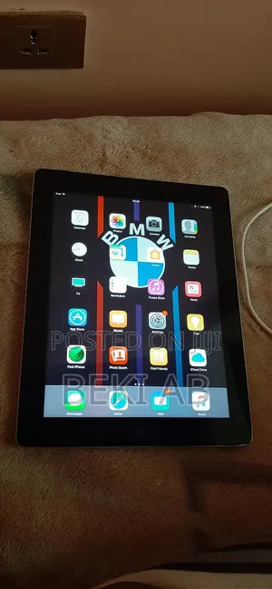 Apple iPad 4 Wi-Fi + Cellular 32 GB Silver