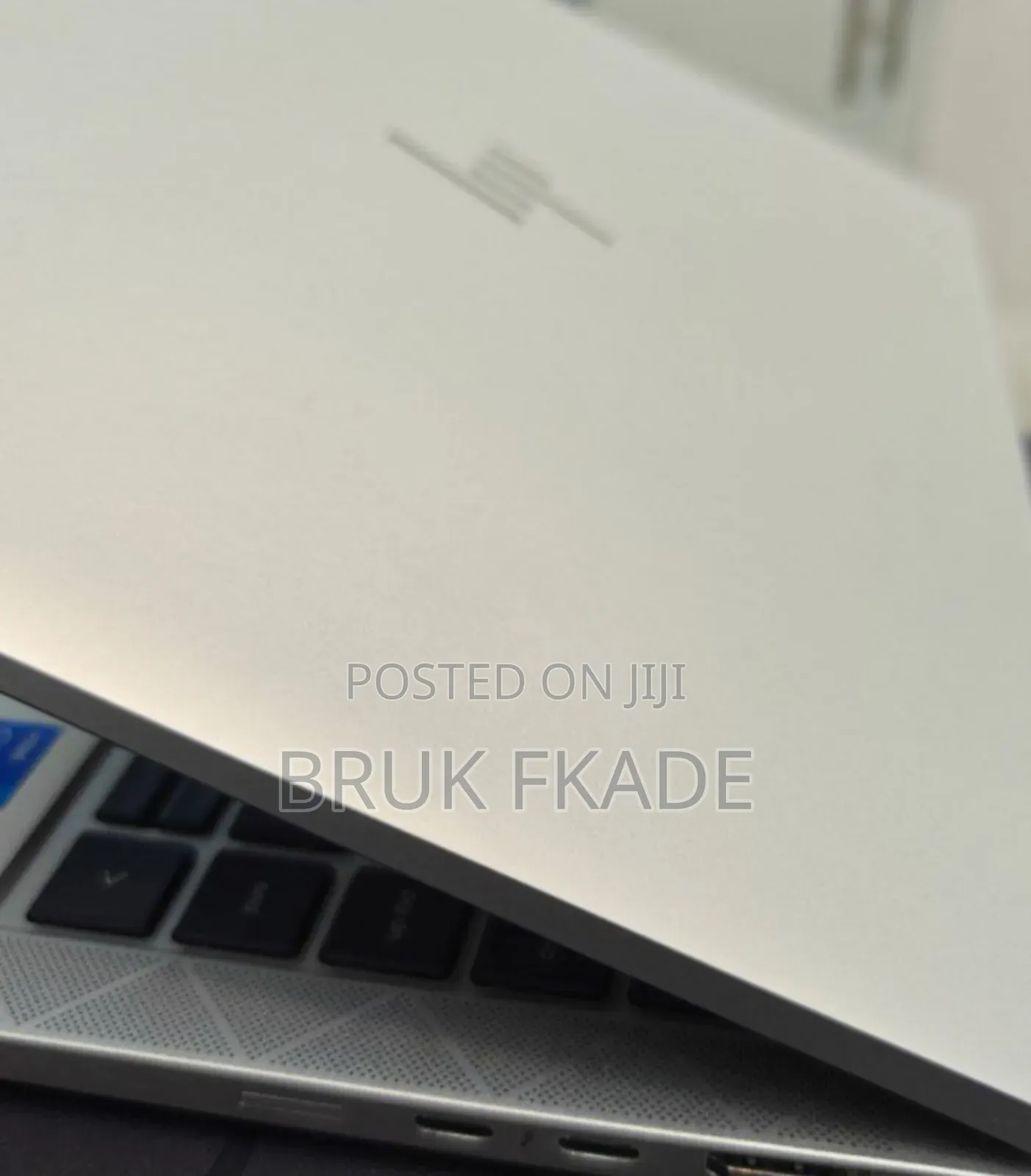 New Laptop HP EliteBook 830 G8 16GB Intel Core I5 SSD 512GB