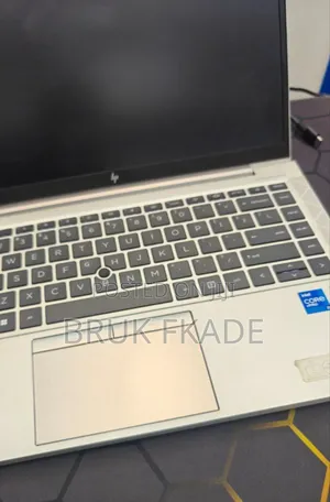 New Laptop HP EliteBook 830 G8 16GB Intel Core I5 SSD 512GB