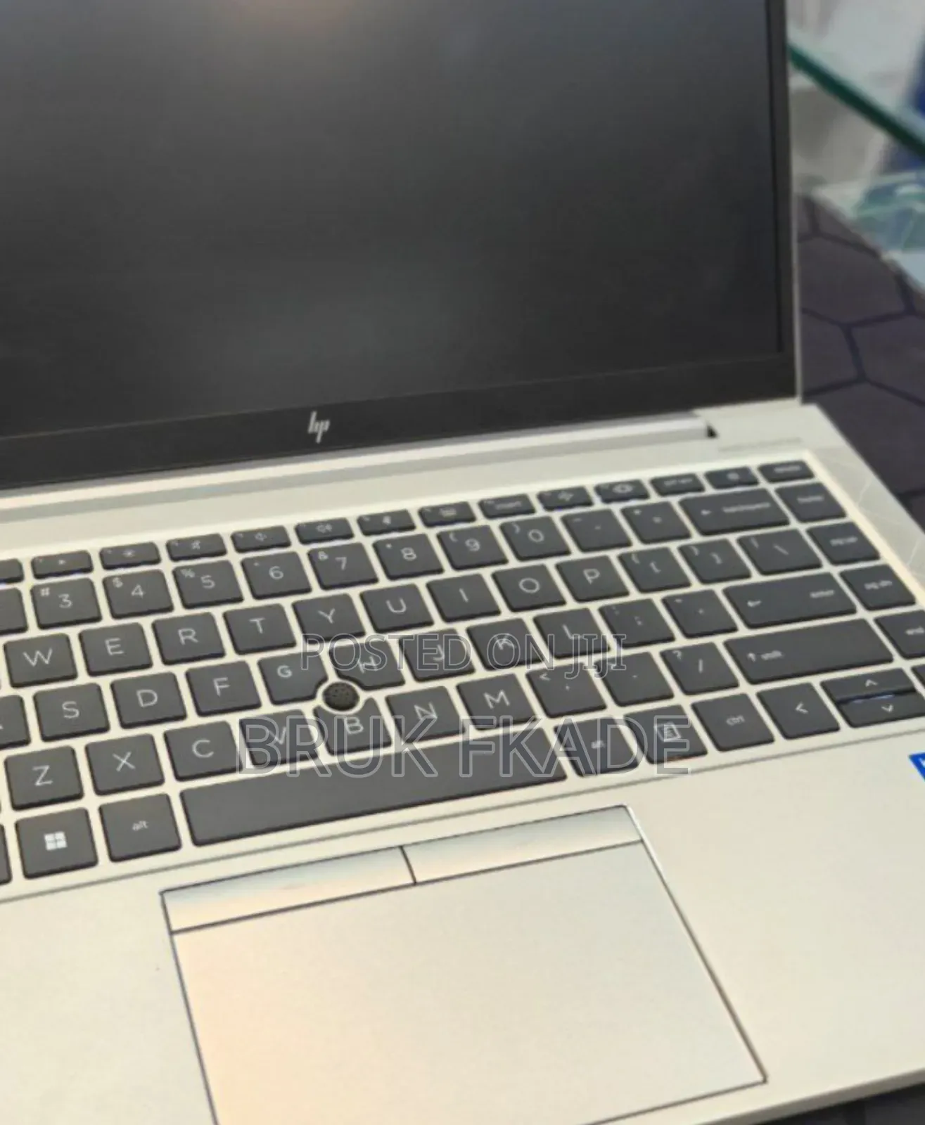 New Laptop HP EliteBook 830 G8 16GB Intel Core I5 SSD 512GB