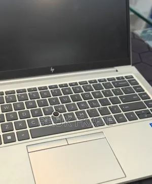 New Laptop HP EliteBook 830 G8 16GB Intel Core I5 SSD 512GB