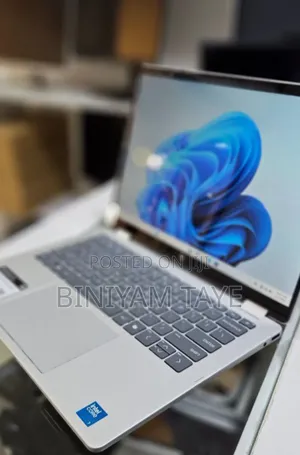 New Laptop HP OmniBook 5 14" 16GB Intel Core I7 SSD 1T