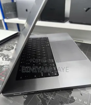 New Laptop Apple MacBook Pro M1 64GB Apple M1 Max SSD 1T