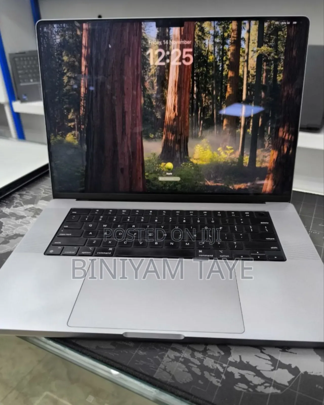 New Laptop Apple MacBook Pro M1 64GB Apple M1 Max SSD 1T