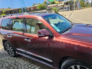 Toyota Land Cruiser 2011 Burgundy
