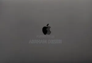 New Laptop Apple MacBook Pro 2019 32GB Intel Core I7 SSD 256GB