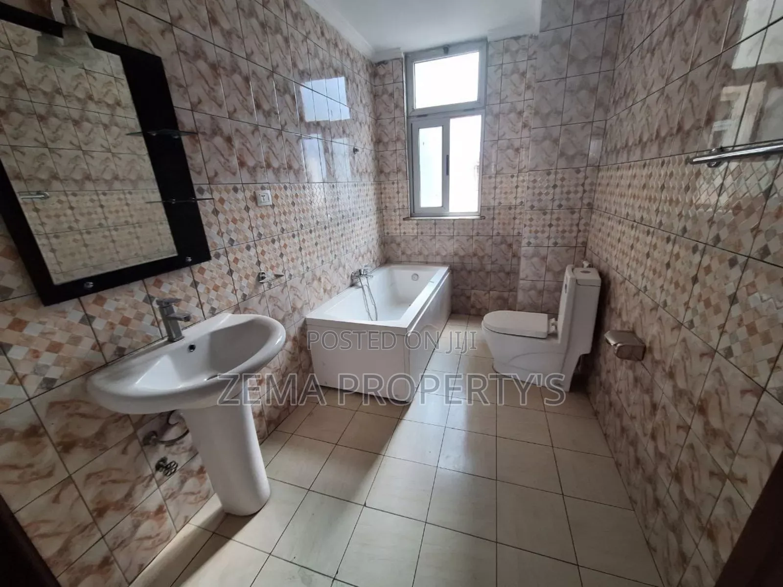 3bdrm Apartment in Bole for rent