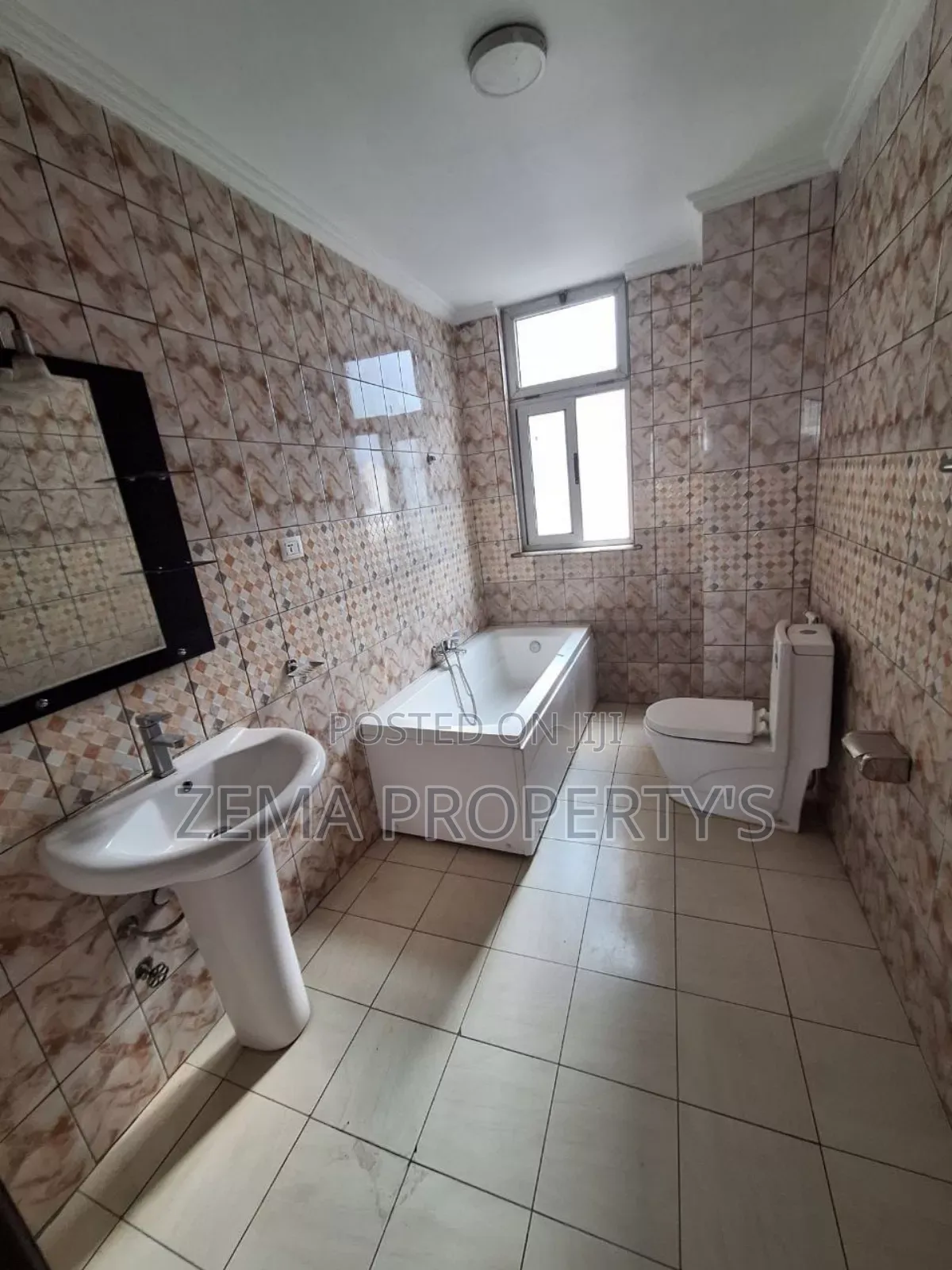 3bdrm Apartment in Bole for rent