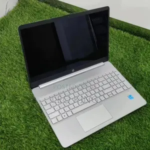 New Laptop HP 15-Dy1032wm 8GB Intel Core I5 HDD 1T
