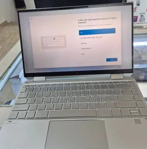 New Laptop HP Spectre 16GB Intel Core I7 SSD 1T