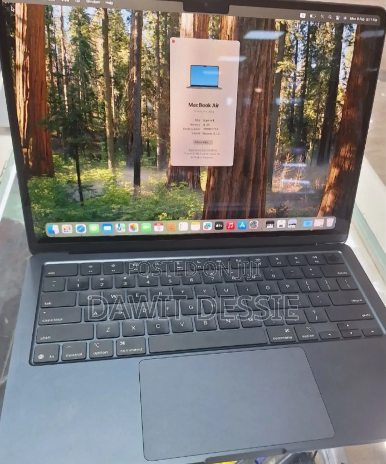 New Laptop Apple MacBook Air 2025 M4 13-Inch 16GB Apple M4 SSD 256GB
