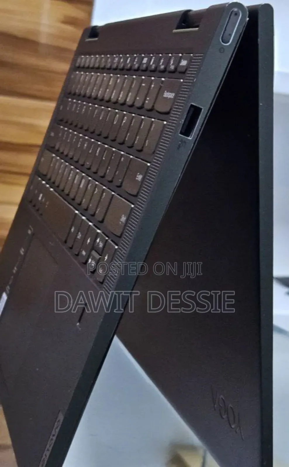 New Laptop Lenovo Yoga 7i 12GB Intel Core I5 SSD 512GB