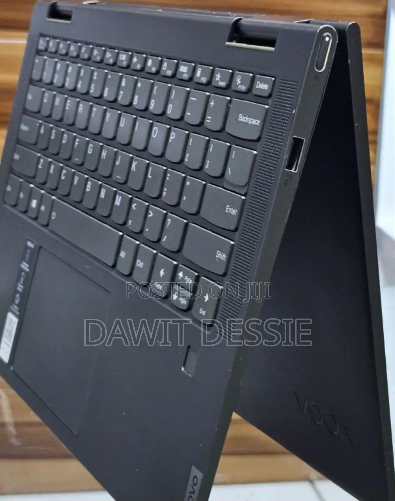 New Laptop Lenovo Yoga 7i 12GB Intel Core I5 SSD 512GB