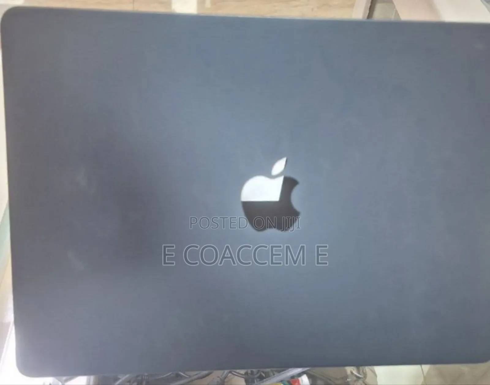 New Laptop Apple MacBook 16GB Apple M4 SSD 256GB